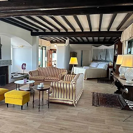 Hotel Piccadilly Penthouse With Jacuzzi Camaiore