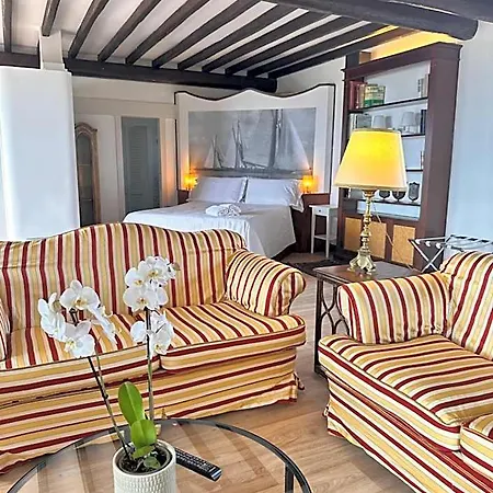 Piccadilly Penthouse With Jacuzzi Camaiore